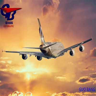 複数のサプライヤーからパリへ輸送を組み合わせる リオン・ル・ハヴル・ナンテス フランス グオバン・シッピングの特別サービス